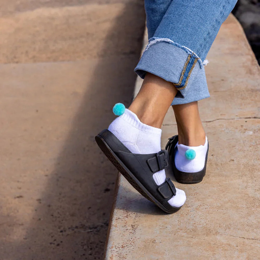 FOOTWEAR